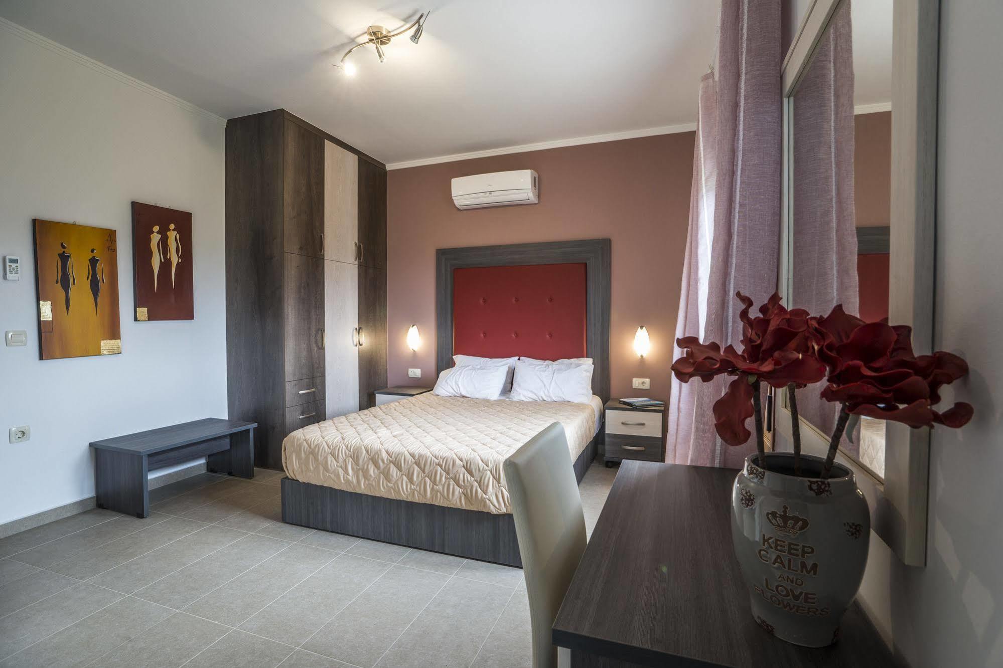 Villa Lady Dafni With Private Heated Pool マレメ エクステリア 写真