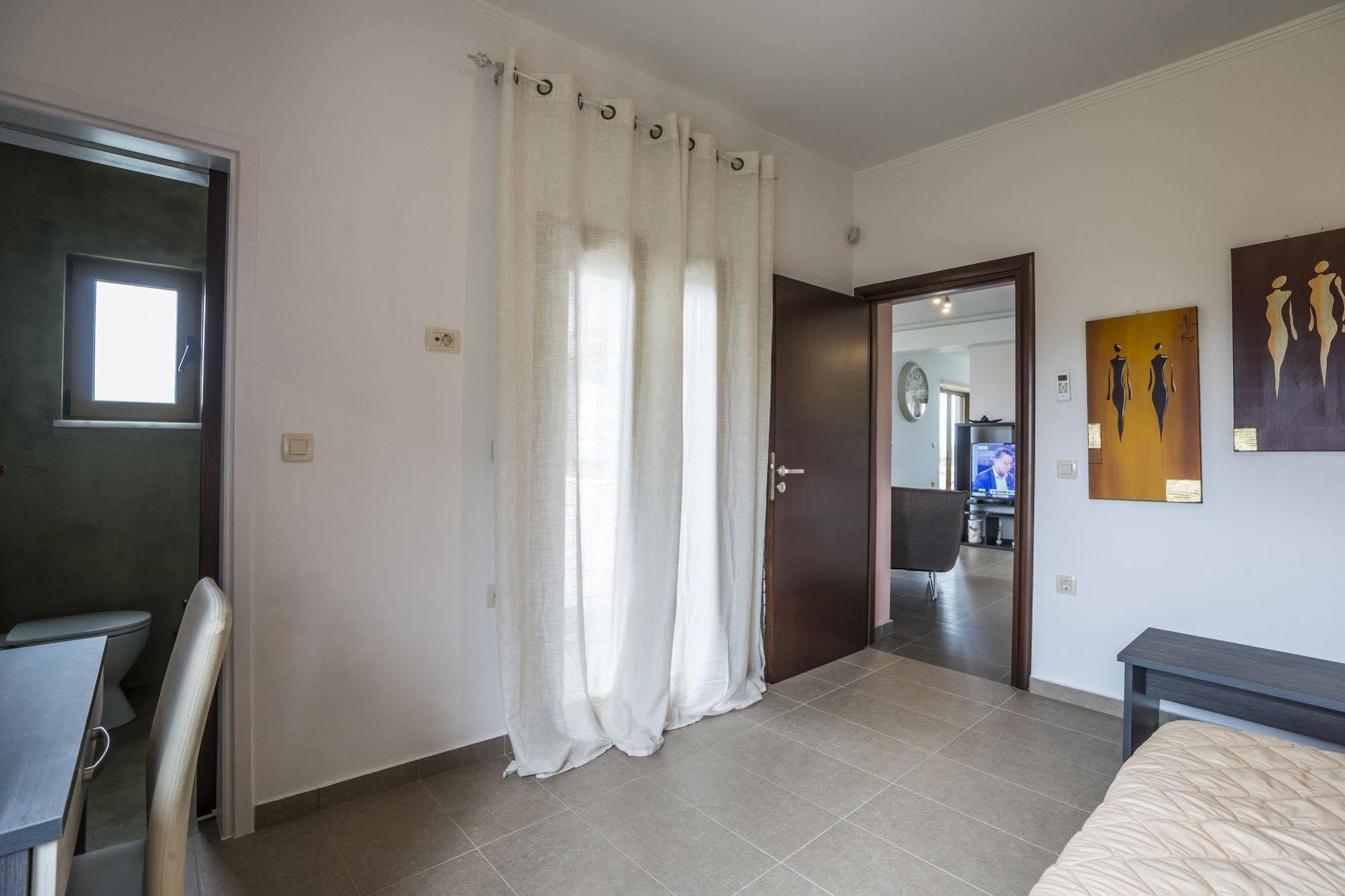 Villa Lady Dafni With Private Heated Pool マレメ エクステリア 写真